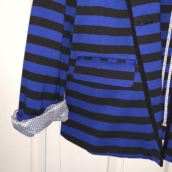 COPY - Blue and Black Striped Blazer - Picture 2 of 8